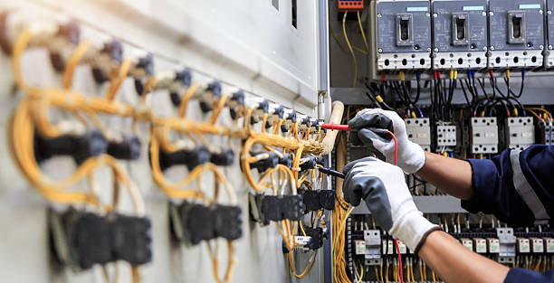 Professional Electrician technician working in Aristocrat Ranchettes, CO